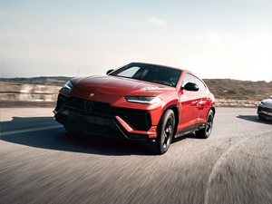 Lamborghini Urus lease